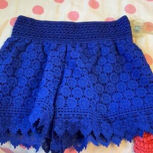 New Mix, Lacey shorts size small, in a royal blue